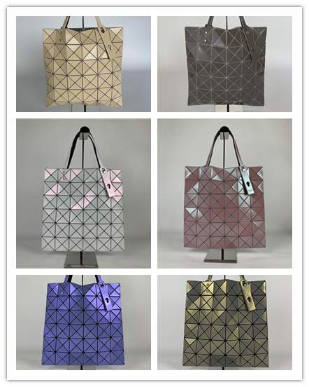 Picture of Issey Miyake Handbags _SKUfw160997144fw